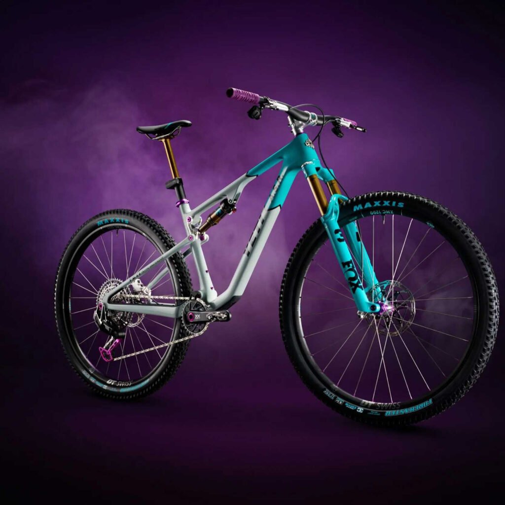 flawless ecommerce product; professional bicycle photography; after complex clipping path; pure white background; outsource photo editing; high end retouching; Top Clipping Path; precision image masking; commercial post-production; ecommerce catalog visual